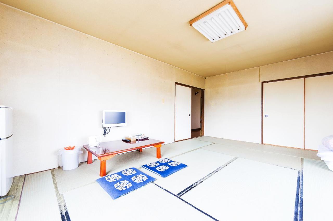 Minshuku Nihonkai Hotell Ishikari Exteriör bild