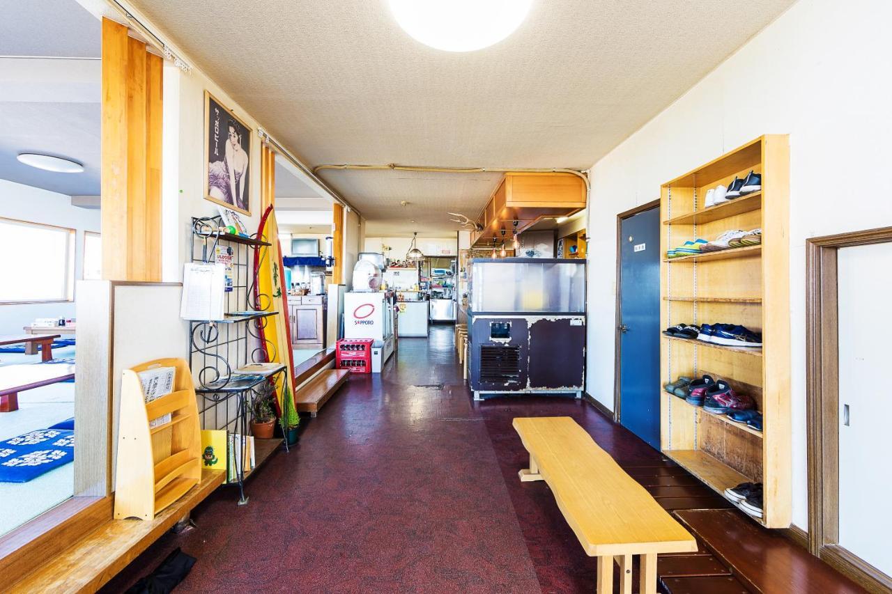 Minshuku Nihonkai Hotell Ishikari Exteriör bild