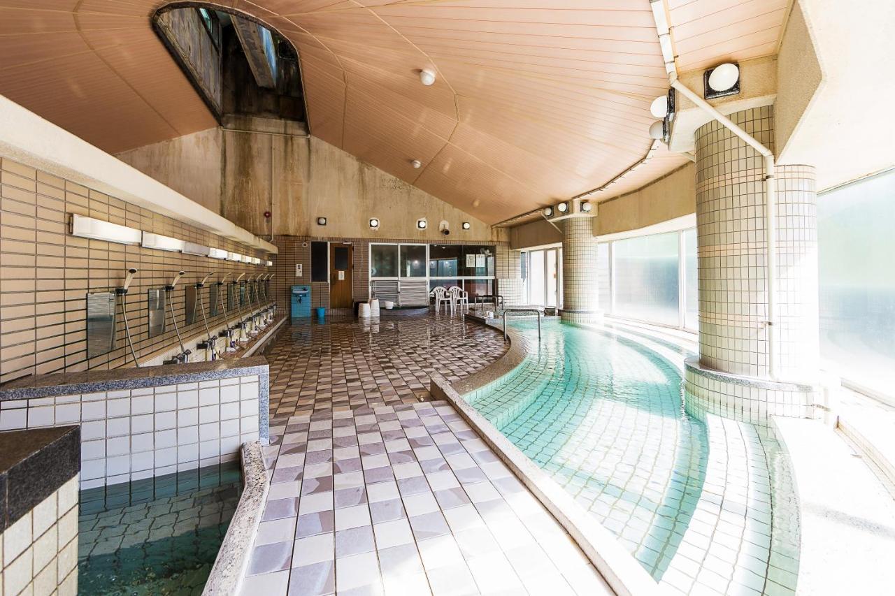 Minshuku Nihonkai Hotell Ishikari Exteriör bild