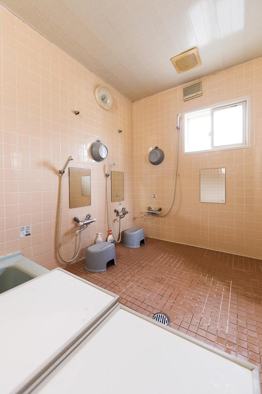 Minshuku Nihonkai Hotell Ishikari Exteriör bild
